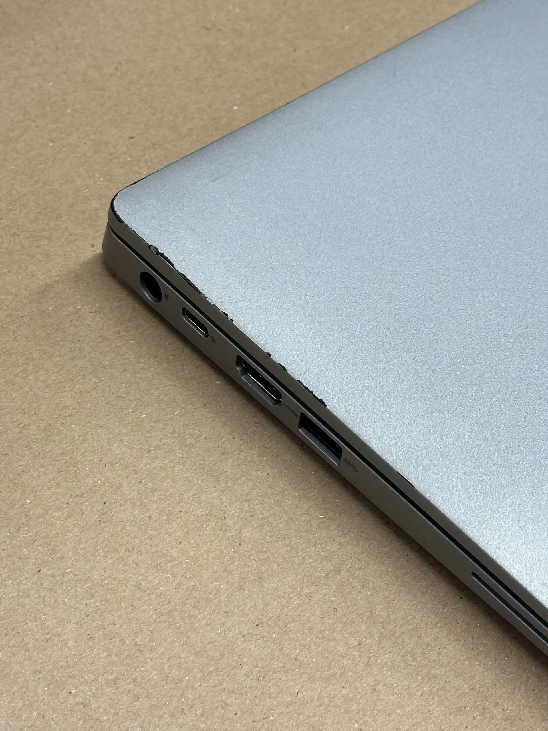 Dell Latitude 5310 | i5-10210U | 16GB | 256GB SSD | 13" | Windows 11 Pro - Bild 4